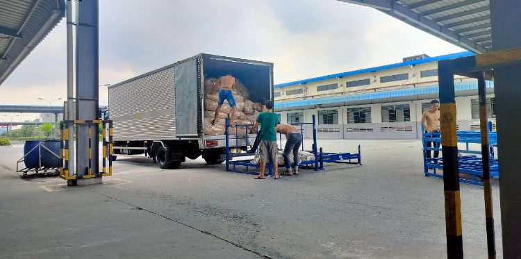 Các Hình Thức Gửi Hàng Từ TPHCM Ra Hà Nội Phổ Biến
