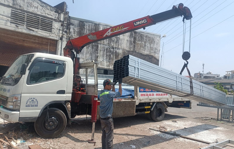  thuê xe cẩu 3 tấn tại Quận 12