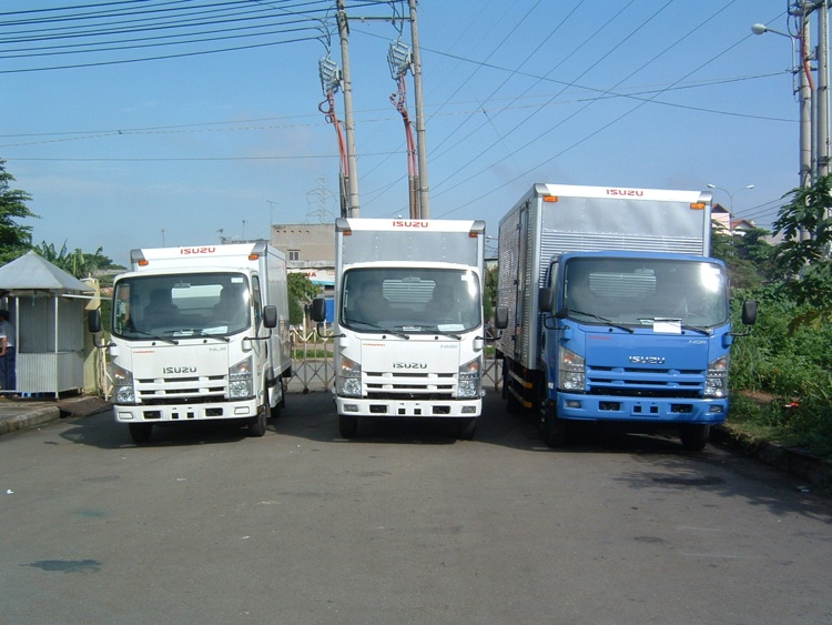 Các Loại Xe Tải Chở Hàng Công Trình